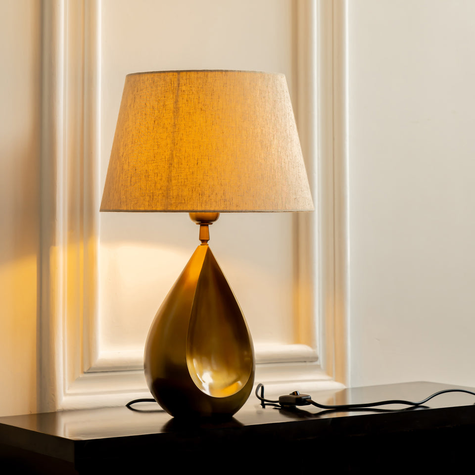Divine Trends Drop Antique Brass Finish Table Lamp with Off White 12 inches Lampshade